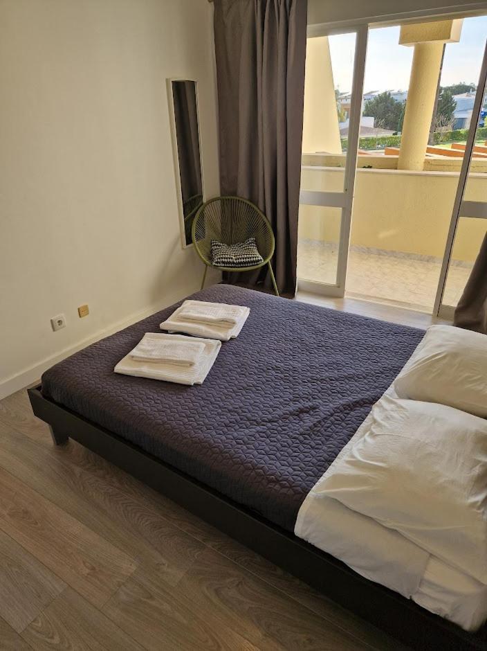 Apartamento T2 Palmeira Gale-Praia Da Gale Guia  Exterior photo